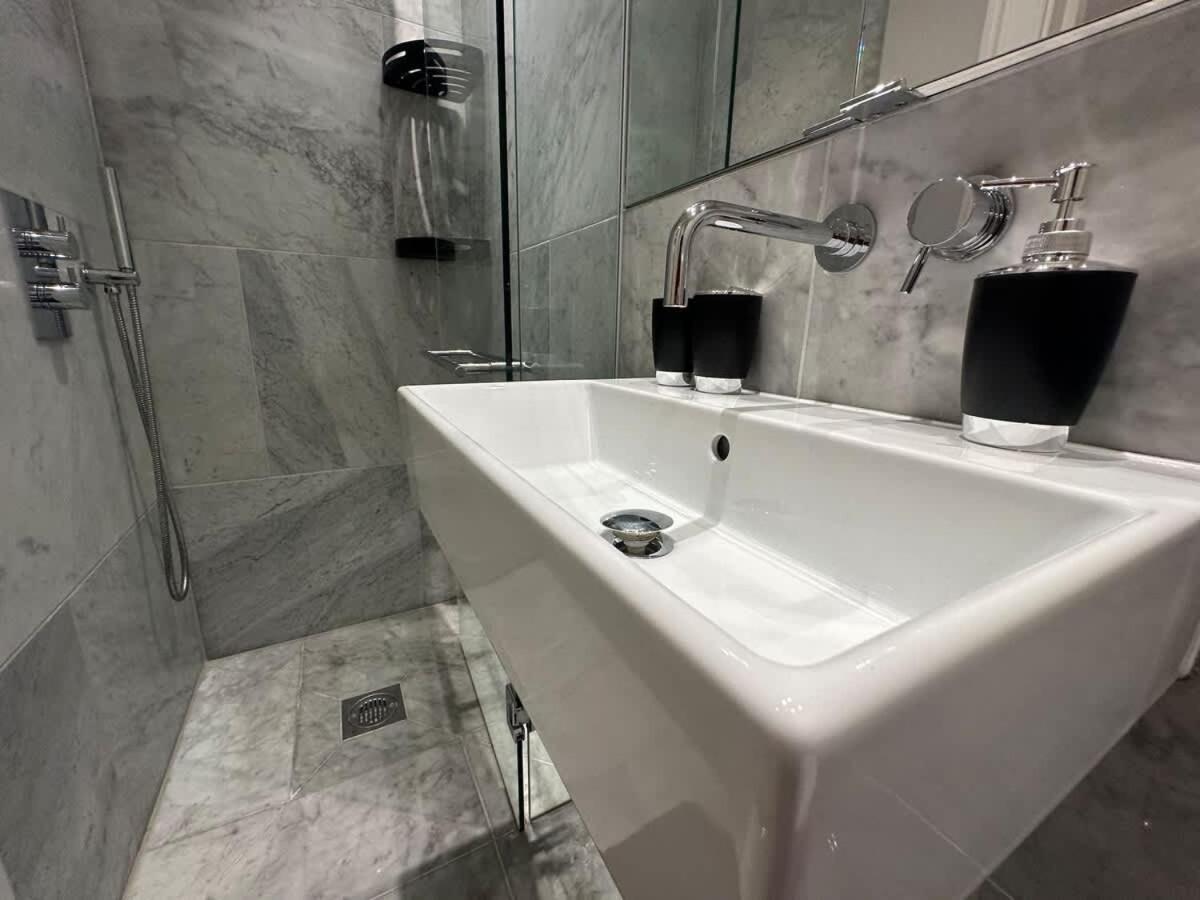 Sg, Chic Covent Garden Apartment London Exterior foto